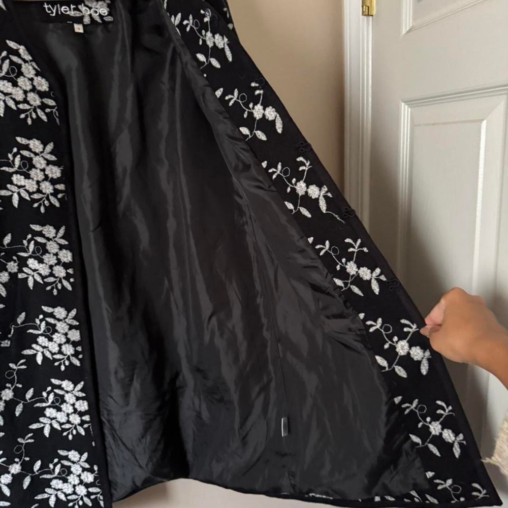 Tyler Böe Embroidered Floral Jacket Small - Picture 7 of 8